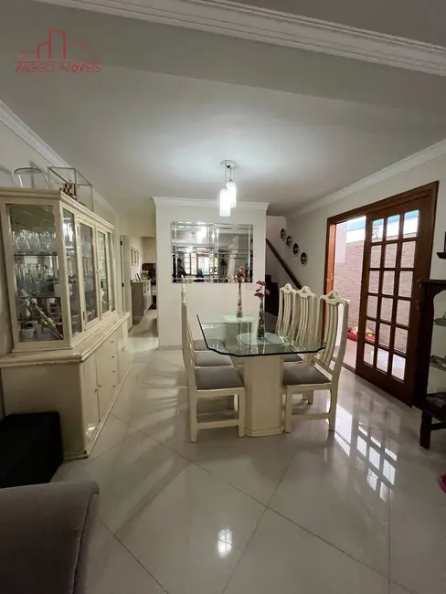 Foto 2 de Casa de Condomínio com 3 quartos à venda, 159m2 em Chácara Nossa Senhora do Bom Conselho, São Paulo - SP