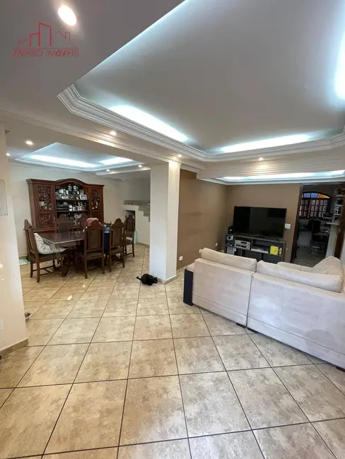 Foto 8 de Casa com 4 quartos à venda, 200m2 em Campo Limpo, São Paulo - SP