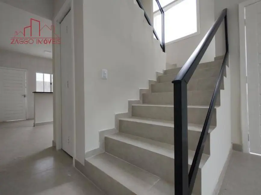 Casa com 2 quartos à venda, 72m2 em Parque Mirante da Mata, Cotia - SP - imagem 3 Foto 3 de Casa com 2 quartos à venda, 72m2 em Parque Mirante da Mata, Cotia - SP