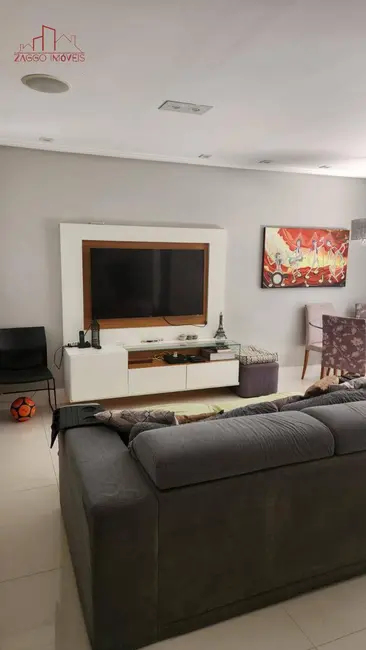 Foto 3 de Casa de Condomínio com 3 quartos à venda, 145m2 em Jardim Monte Kemel, São Paulo - SP