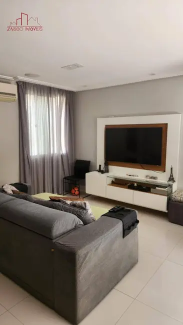 Foto 1 de Casa de Condomínio com 3 quartos à venda, 145m2 em Jardim Monte Kemel, São Paulo - SP