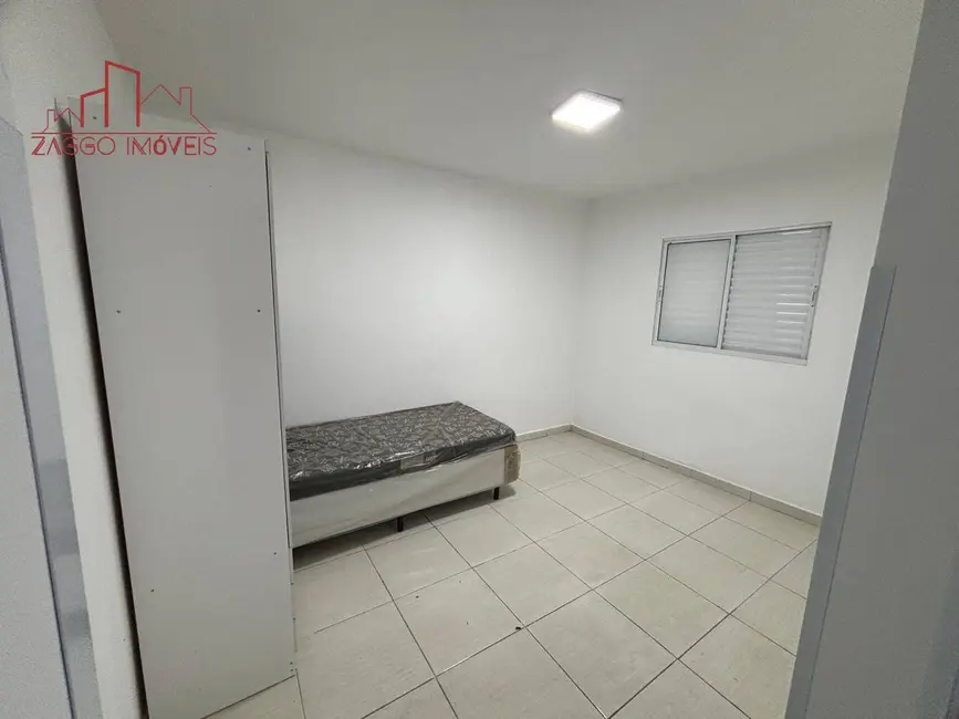 Kitnet com 1 quarto para alugar, 15m2 em Jardim Ester, São Paulo - SP - imagem 7 Foto 7 de Kitnet com 1 quarto para alugar, 15m2 em Jardim Ester, São Paulo - SP