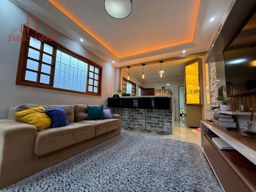 Foto 4 de Casa com 3 quartos à venda, 183m2 em Vila Analia, São Paulo - SP