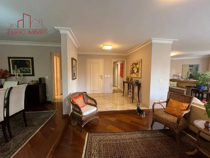 Apartamento com 4 quartos à venda, 224m2 em Vila Andrade, São Paulo - SP - imagem 3 Foto 3 de Apartamento com 4 quartos à venda, 224m2 em Vila Andrade, São Paulo - SP
