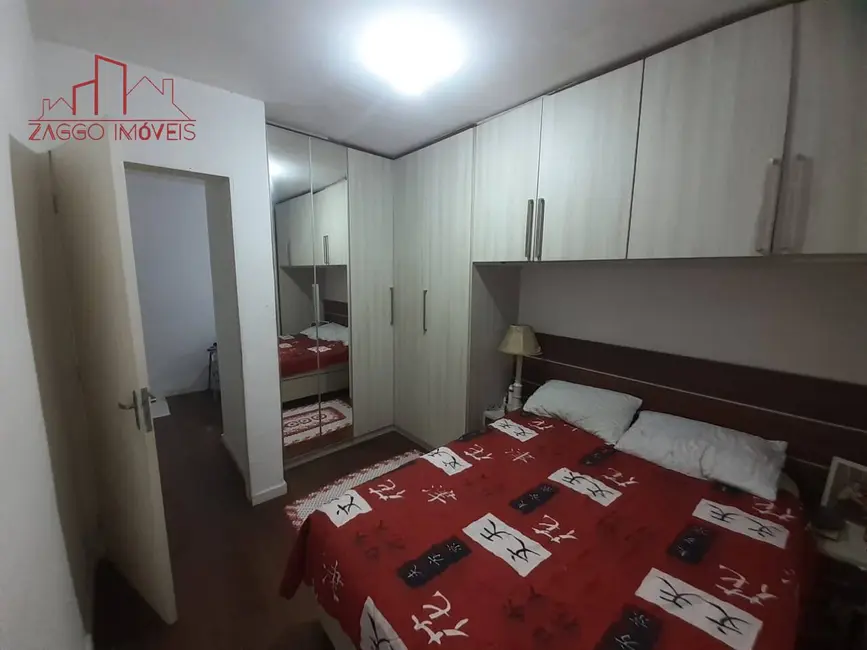 Foto 8 de Apartamento com 2 quartos à venda, 50m2 em Chácaras Caxingui, Embu Das Artes - SP