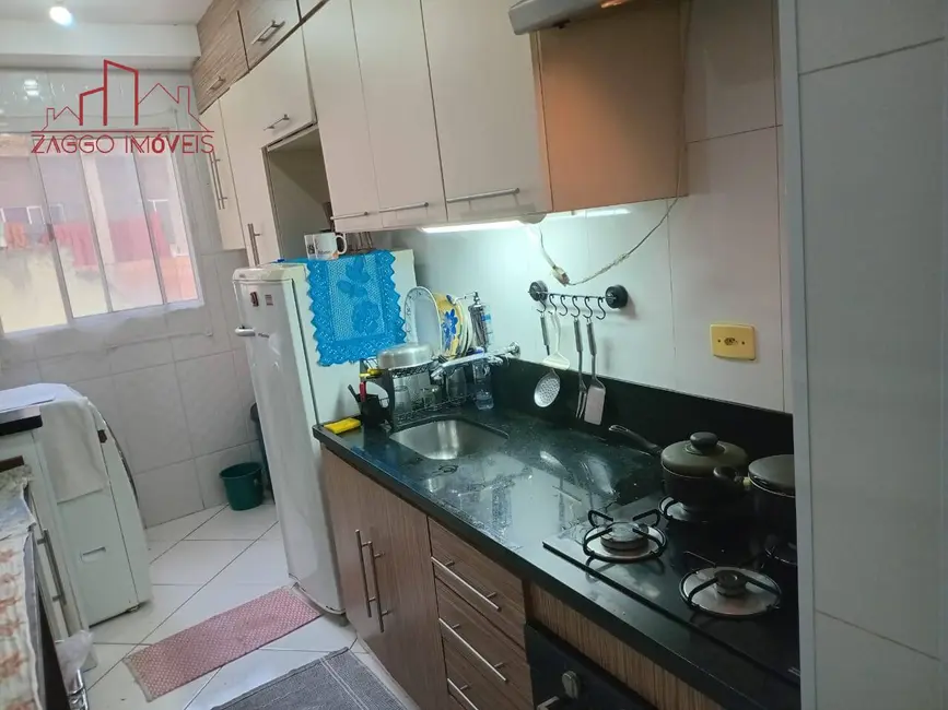 Foto 4 de Apartamento com 2 quartos à venda, 50m2 em Chácaras Caxingui, Embu Das Artes - SP