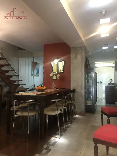 Foto 2 de Casa de Condomínio com 4 quartos à venda, 200m2 em Vila Prel, São Paulo - SP