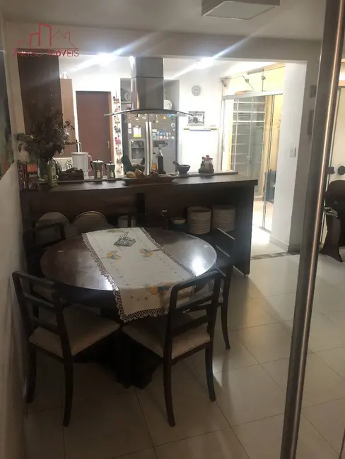 Foto 4 de Casa de Condomínio com 4 quartos à venda, 200m2 em Vila Prel, São Paulo - SP