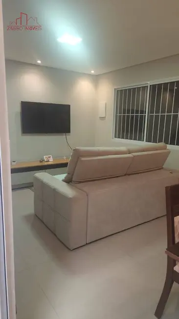 Foto 3 de Casa com 3 quartos à venda, 166m2 em Jardim Bom Refúgio, São Paulo - SP