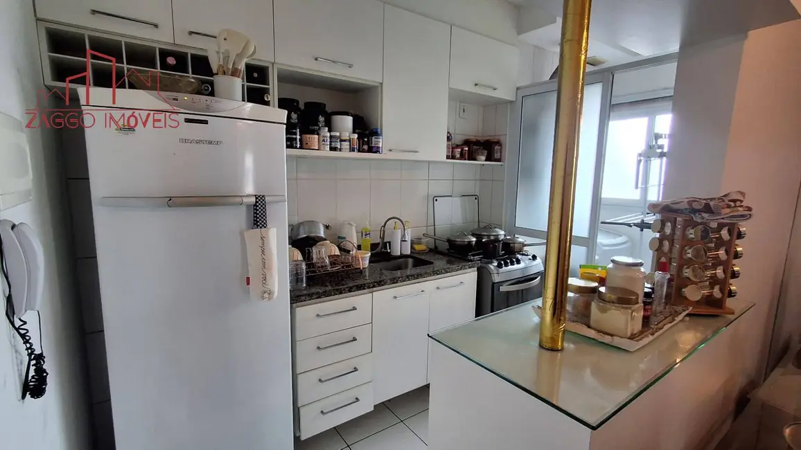 Foto 5 de Apartamento com 2 quartos à venda e para alugar, 52m2 em Parque Taboão, Taboao Da Serra - SP