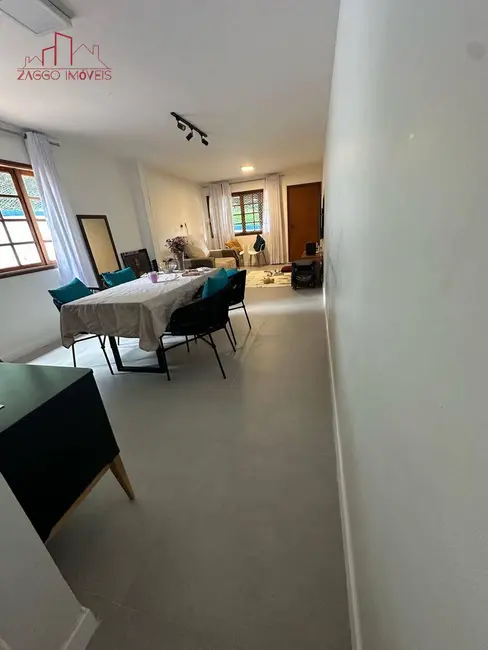 Foto 2 de Casa de Condomínio com 3 quartos à venda, 159m2 em Chácara Nossa Senhora do Bom Conselho, São Paulo - SP
