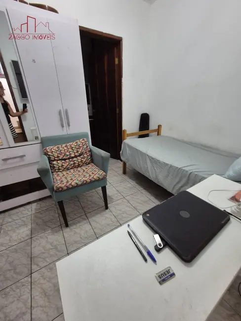 Casa com 5 quartos à venda, 250m2 em Jardim Comercial, São Paulo - SP - imagem 7 Foto 7 de Casa com 5 quartos à venda, 250m2 em Jardim Comercial, São Paulo - SP