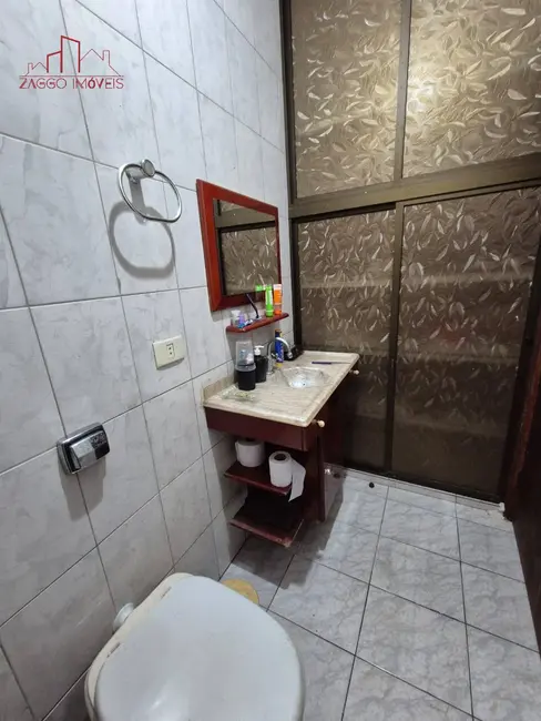 Casa com 5 quartos à venda, 250m2 em Jardim Comercial, São Paulo - SP - imagem 9 Foto 9 de Casa com 5 quartos à venda, 250m2 em Jardim Comercial, São Paulo - SP