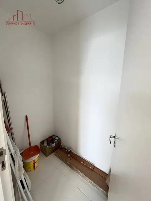 Foto 8 de Apartamento com 2 quartos à venda, 81m2 em Embu Das Artes - SP