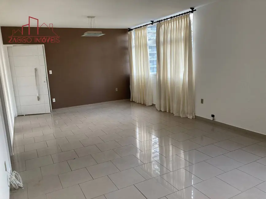 Foto 1 de Apartamento com 3 quartos para alugar, 140m2 em Cerqueira César, São Paulo - SP