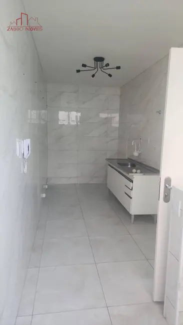 Foto 3 de Apartamento com 1 quarto para alugar, 47m2 em Jardim Piracuama, São Paulo - SP