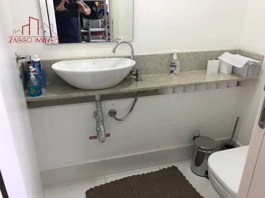 Foto 4 de Sala Comercial à venda, 60m2 em Real Parque, São Paulo - SP