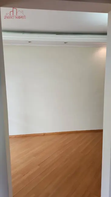 Foto 2 de Apartamento com 2 quartos para alugar, 60m2 em Jardim Paris, São Paulo - SP