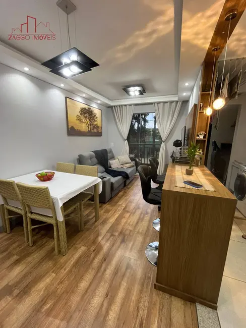 Foto 4 de Apartamento com 2 quartos à venda, 52m2 em Chácara Agrindus, Taboao Da Serra - SP