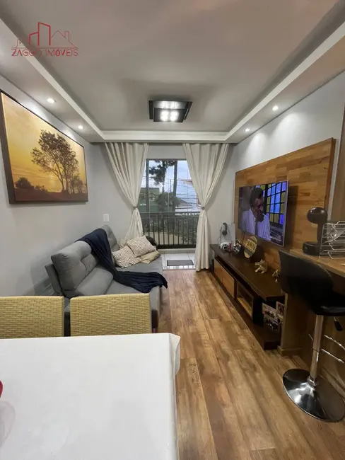 Foto 2 de Apartamento com 2 quartos à venda, 52m2 em Chácara Agrindus, Taboao Da Serra - SP