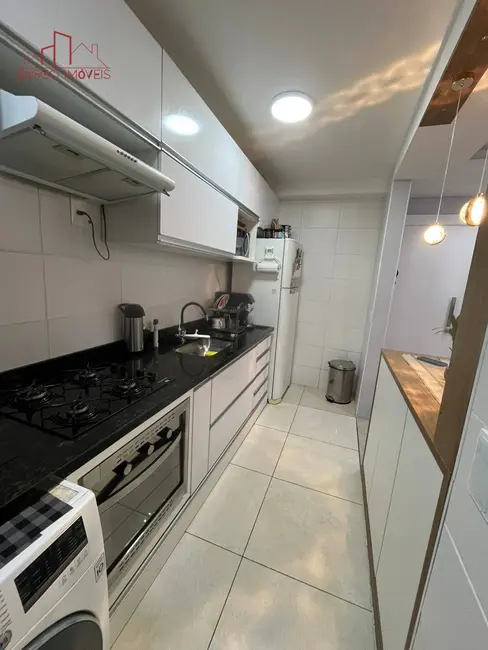 Foto 5 de Apartamento com 2 quartos à venda, 52m2 em Chácara Agrindus, Taboao Da Serra - SP