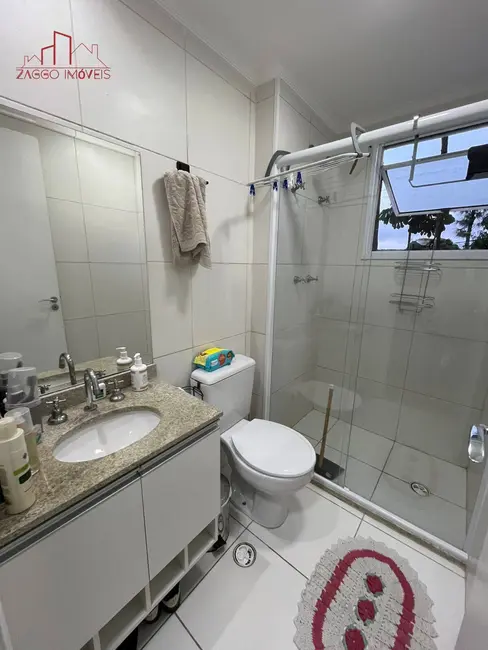 Foto 9 de Apartamento com 2 quartos à venda, 52m2 em Chácara Agrindus, Taboao Da Serra - SP