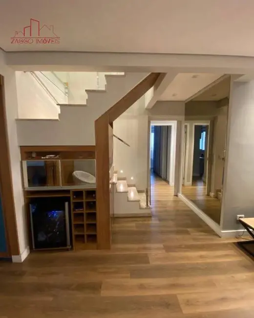 Apartamento com 3 quartos à venda, 220m2 em Jardim Maria Rosa, Taboao Da Serra - SP - imagem 8 Foto 8 de Apartamento com 3 quartos à venda, 220m2 em Jardim Maria Rosa, Taboao Da Serra - SP