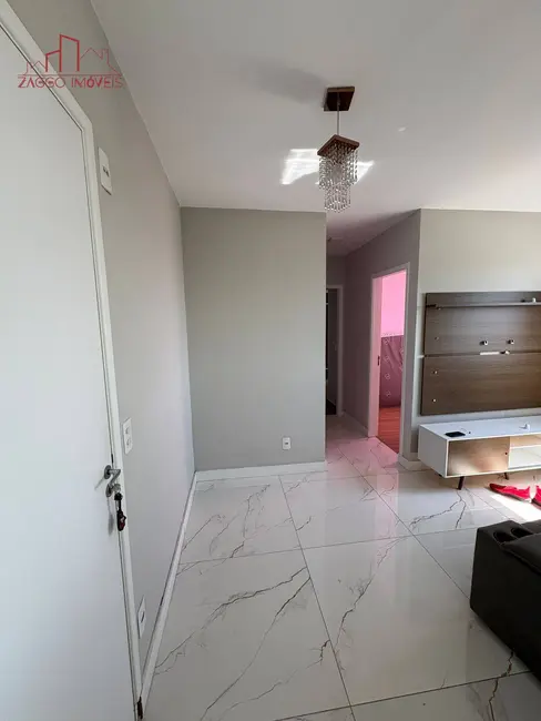 Foto 3 de Apartamento com 2 quartos para alugar, 41m2 em Parque Arariba, São Paulo - SP