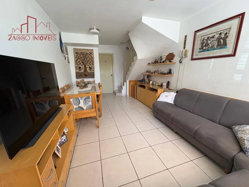 Foto 1 de Casa de Condomínio com 3 quartos à venda, 130m2 em Parque Munhoz, São Paulo - SP