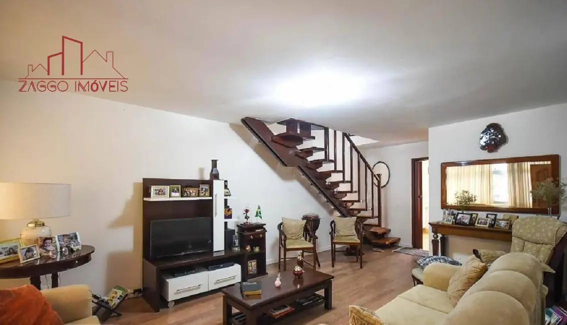 Foto 2 de Casa de Condomínio com 4 quartos à venda, 260m2 em Vila Prel, São Paulo - SP