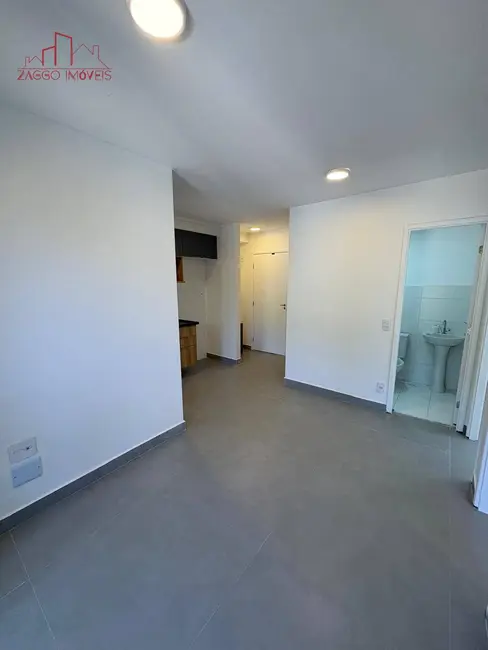 Foto 4 de Apartamento com 2 quartos para alugar, 41m2 em Vila Isa, São Paulo - SP
