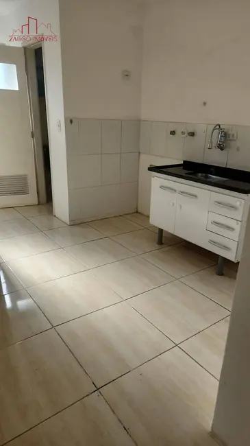 Apartamento com 3 quartos para alugar, 69m2 em Vila Anhangüera, São Paulo - SP - imagem 6 Foto 6 de Apartamento com 3 quartos para alugar, 69m2 em Vila Anhangüera, São Paulo - SP