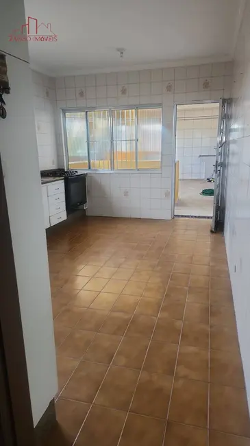 Foto 9 de Casa com 2 quartos para alugar, 160m2 em Parque Arariba, São Paulo - SP