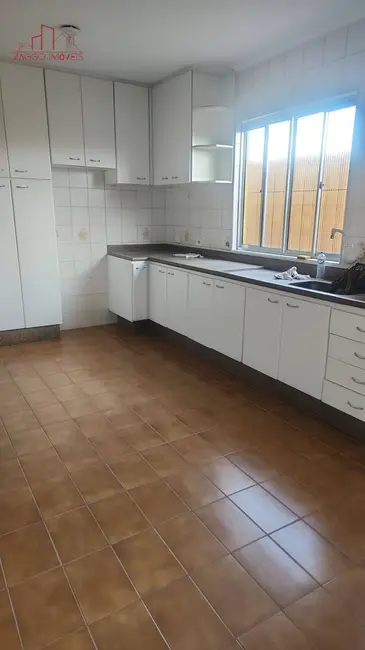Foto 4 de Casa com 2 quartos para alugar, 160m2 em Parque Arariba, São Paulo - SP