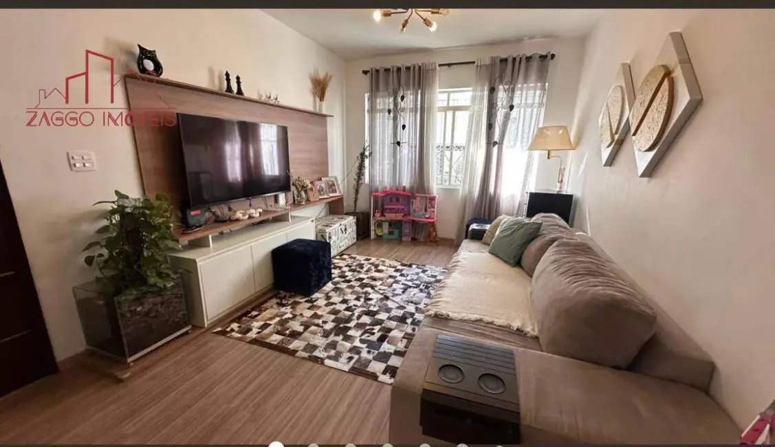 Foto 1 de Casa com 3 quartos à venda e para alugar, 135m2 em Jardim Casablanca, São Paulo - SP