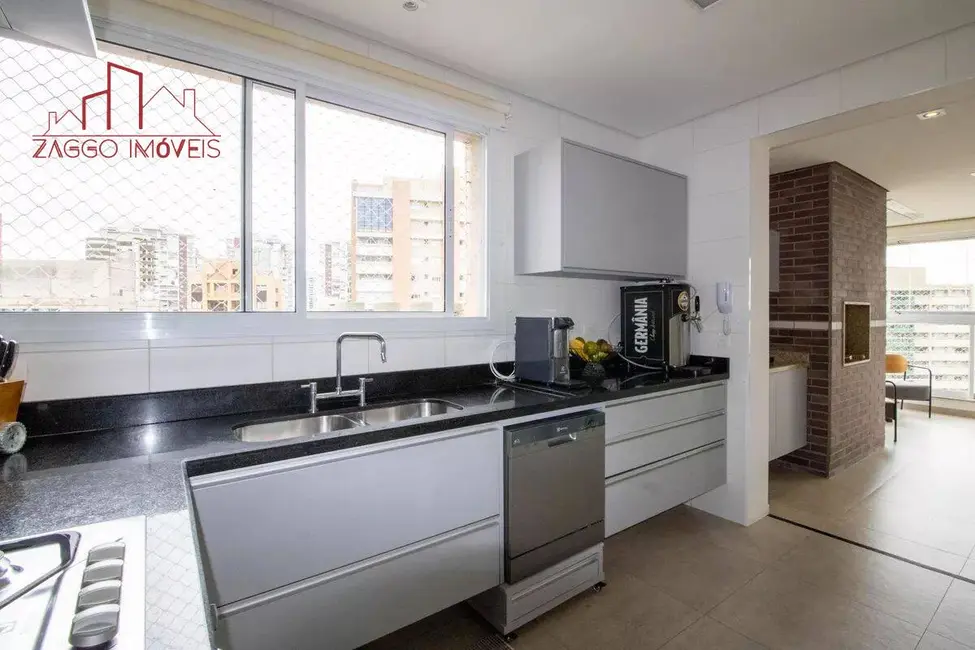 Apartamento com 3 quartos à venda, 141m2 em Vila Suzana, São Paulo - SP - imagem 7 Foto 7 de Apartamento com 3 quartos à venda, 141m2 em Vila Suzana, São Paulo - SP