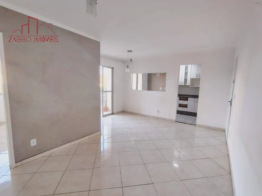 Foto 3 de Apartamento com 2 quartos para alugar, 64m2 em Jardim Paris, São Paulo - SP