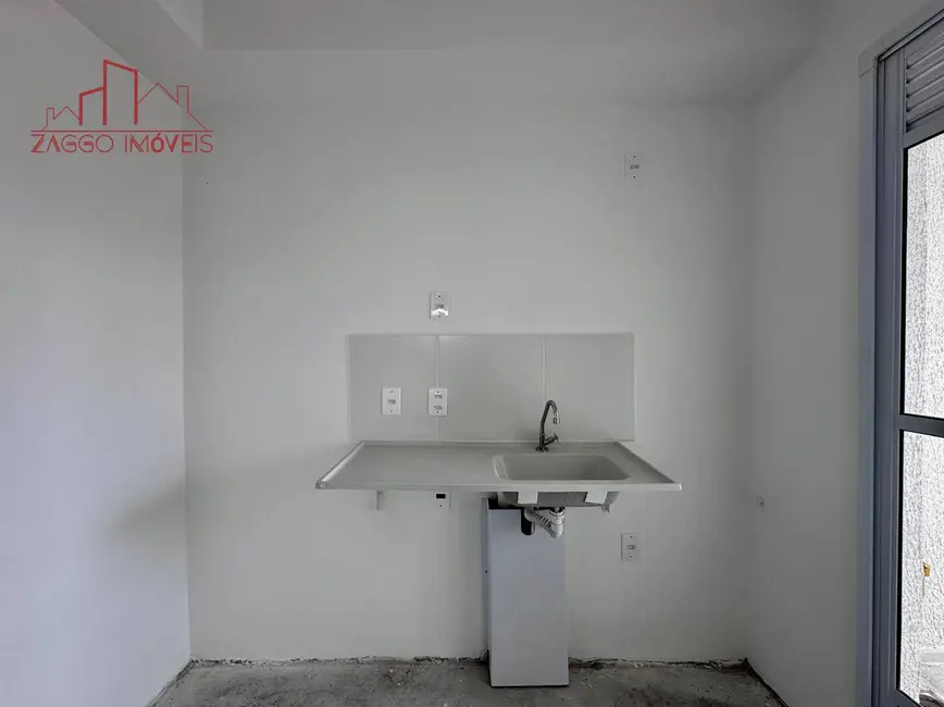 Foto 4 de Apartamento com 2 quartos à venda, 30m2 em Jardim Aeroporto, São Paulo - SP