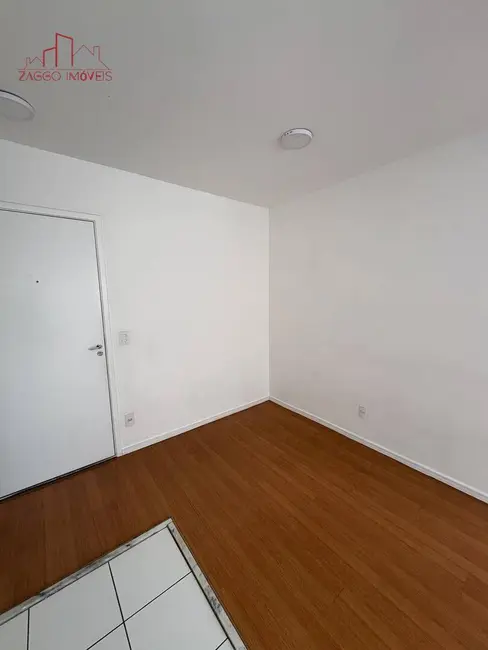 Foto 4 de Apartamento com 2 quartos para alugar, 41m2 em Parque Arariba, São Paulo - SP