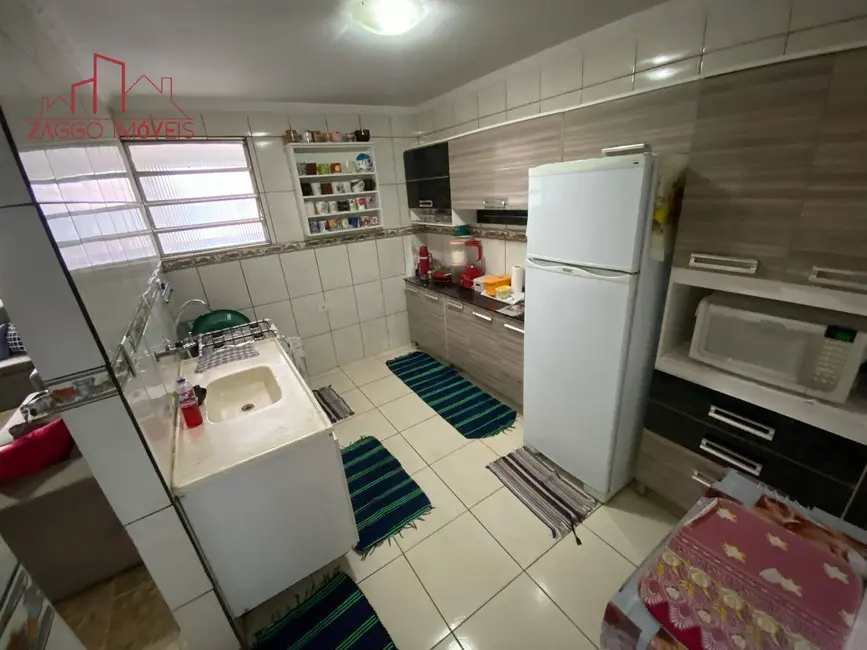 Foto 2 de Casa com 2 quartos à venda, 130m2 em Cidade Tiradentes, São Paulo - SP