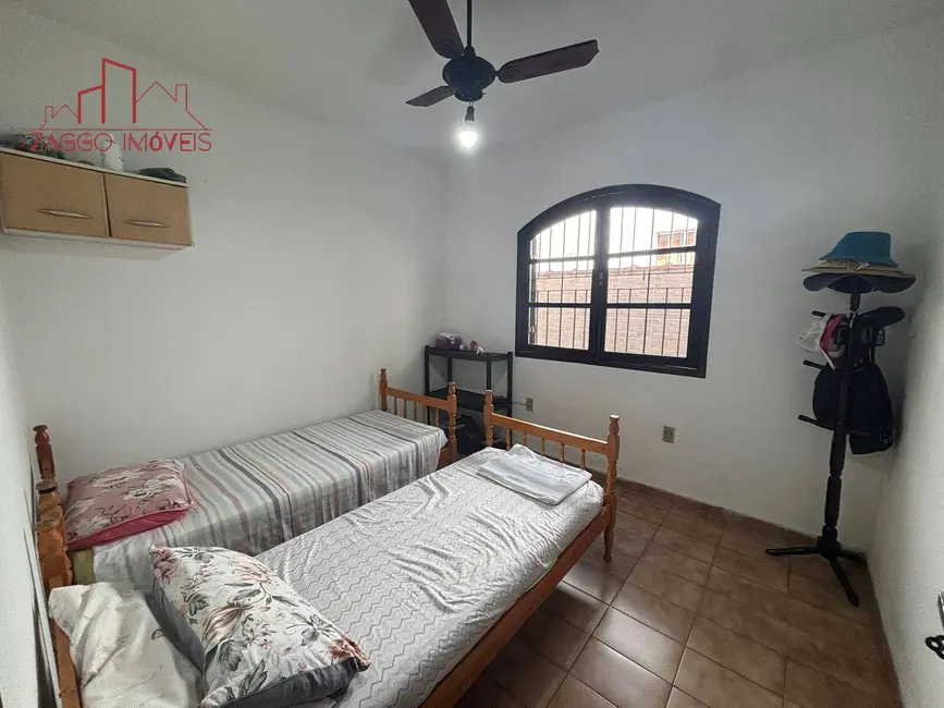Foto 4 de Casa com 3 quartos à venda, 250m2 em Centro, Bertioga - SP
