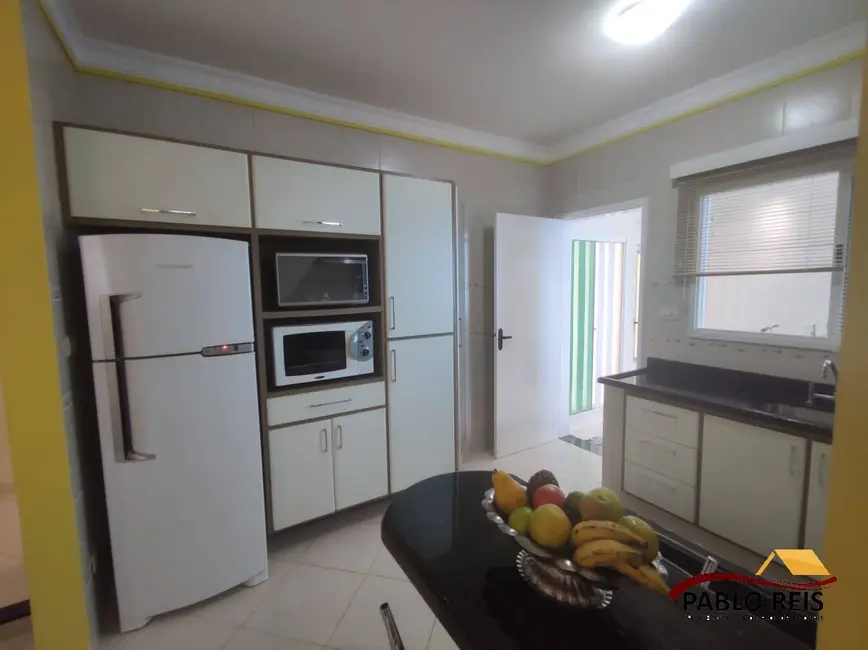 Casa com 3 quartos à venda, 150m2 em Centro, Monte Carmelo - MG - imagem 7 Foto 7 de Casa com 3 quartos à venda, 150m2 em Centro, Monte Carmelo - MG