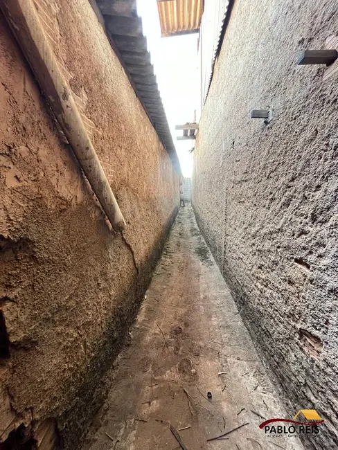 Armazém / Galpão à venda, 360m2 em Monte Carmelo - MG - imagem 4 Foto 4 de Armazém / Galpão à venda, 360m2 em Monte Carmelo - MG