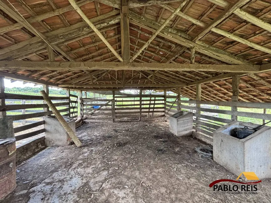 Sítio / Rancho à venda, 22m2 em Monte Carmelo - MG - imagem 5 Foto 5 de Sítio / Rancho à venda, 22m2 em Monte Carmelo - MG