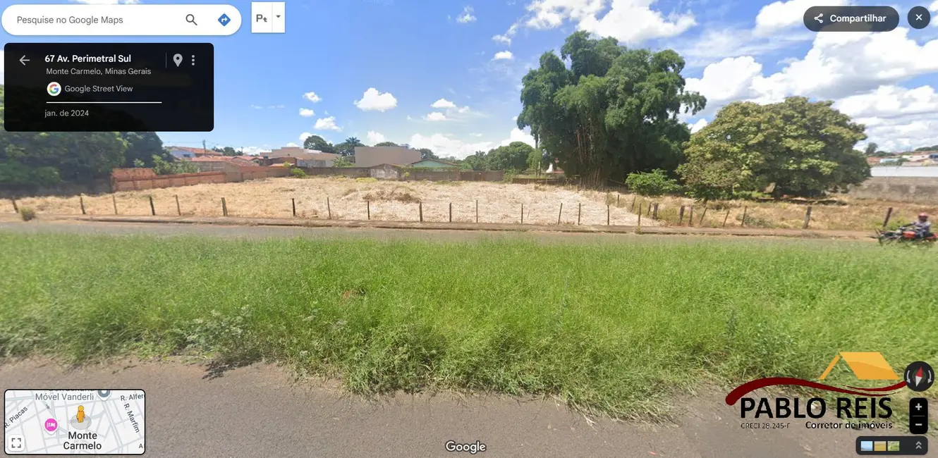 Foto 1 de Terreno / Lote à venda, 528m2 em Centro, Monte Carmelo - MG