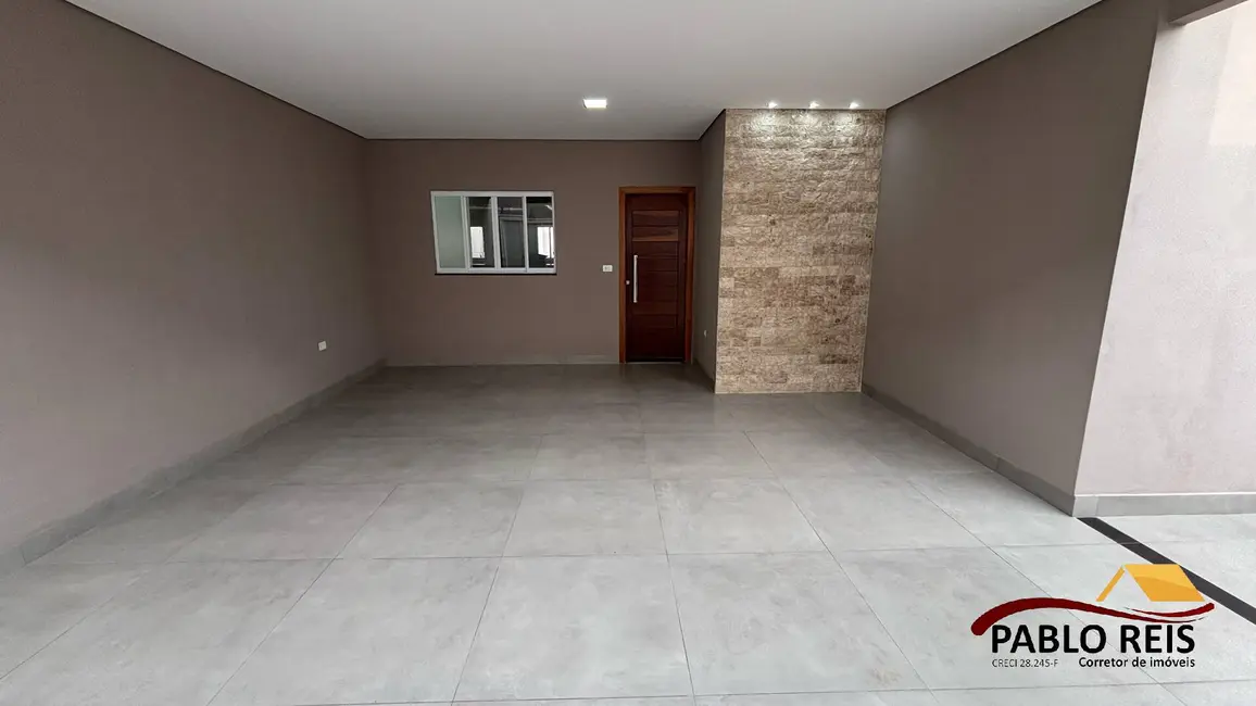 Casa com 3 quartos à venda, 240m2 em Monte Carmelo - MG - imagem 5 Foto 5 de Casa com 3 quartos à venda, 240m2 em Monte Carmelo - MG