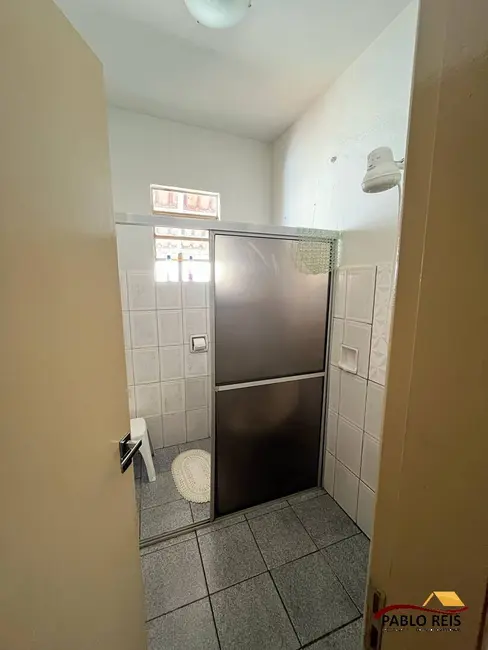 Casa com 3 quartos à venda, 181m2 em Centro, Monte Carmelo - MG - imagem 9 Foto 9 de Casa com 3 quartos à venda, 181m2 em Centro, Monte Carmelo - MG