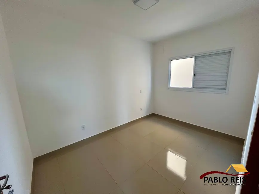 Apartamento com 2 quartos à venda em Monte Carmelo - MG - imagem 9 Foto 9 de Apartamento com 2 quartos à venda em Monte Carmelo - MG