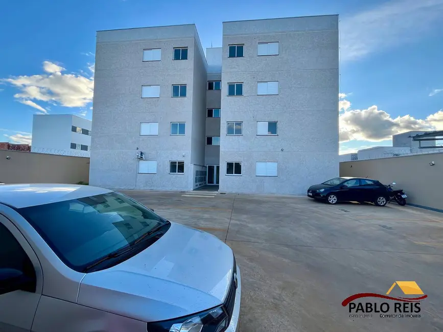 Foto 1 de Apartamento com 2 quartos à venda em Monte Carmelo - MG
