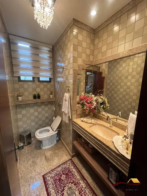 Foto 17 de Sobrado à venda em Centro, Monte Carmelo - MG